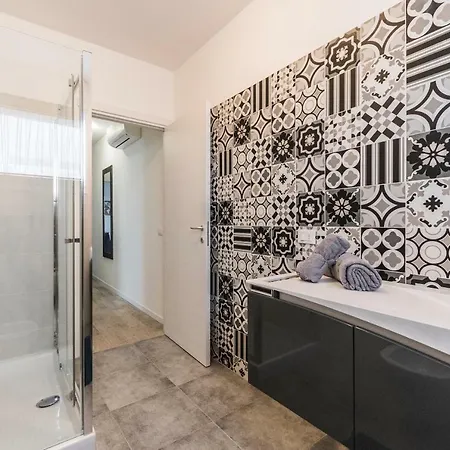 Tigli Apartamento *